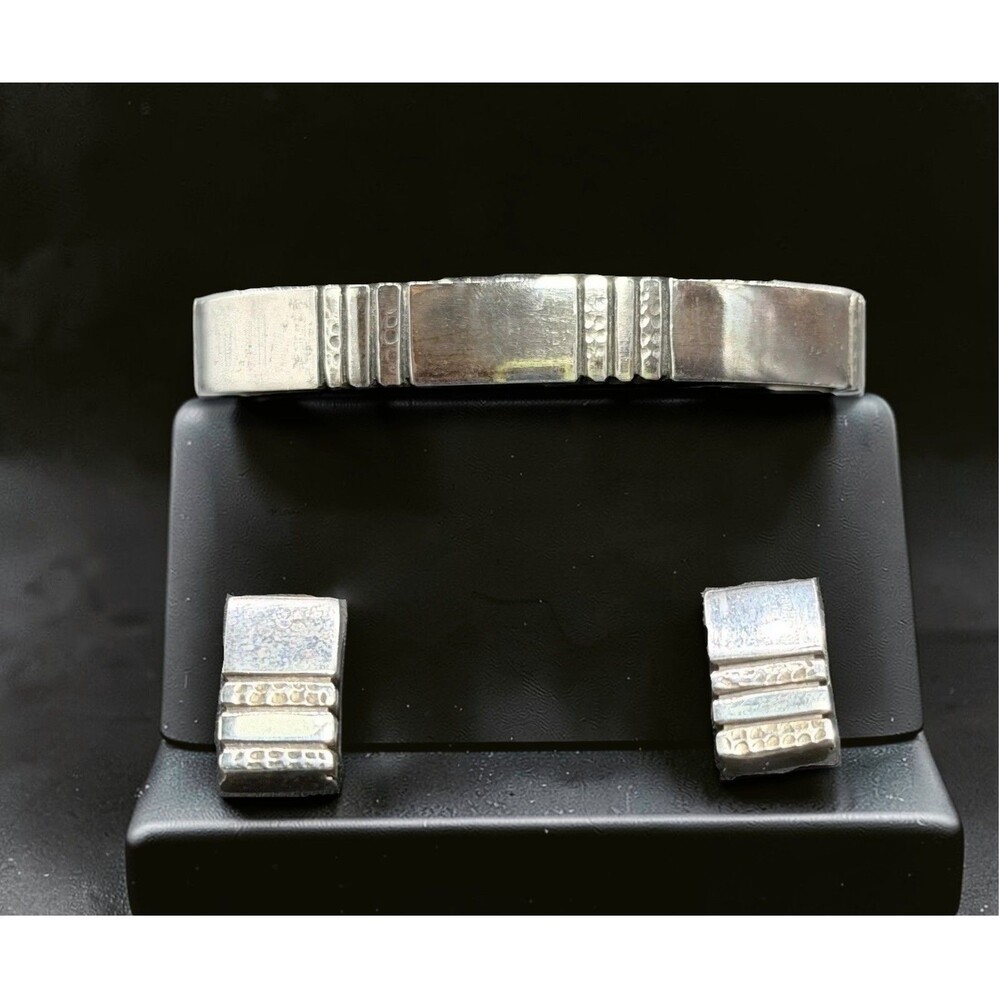VTG Heavy Southwestern Sterling Silver Cuff Bracelet Earrings w/ Stagecoach Box